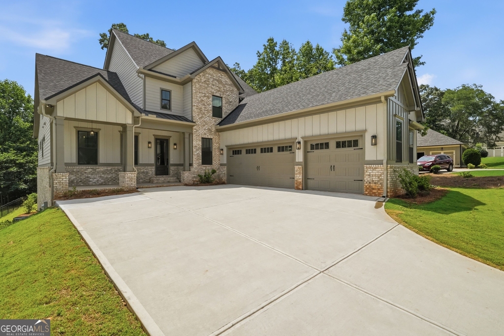5676 Meadow View Drive - Photo 0