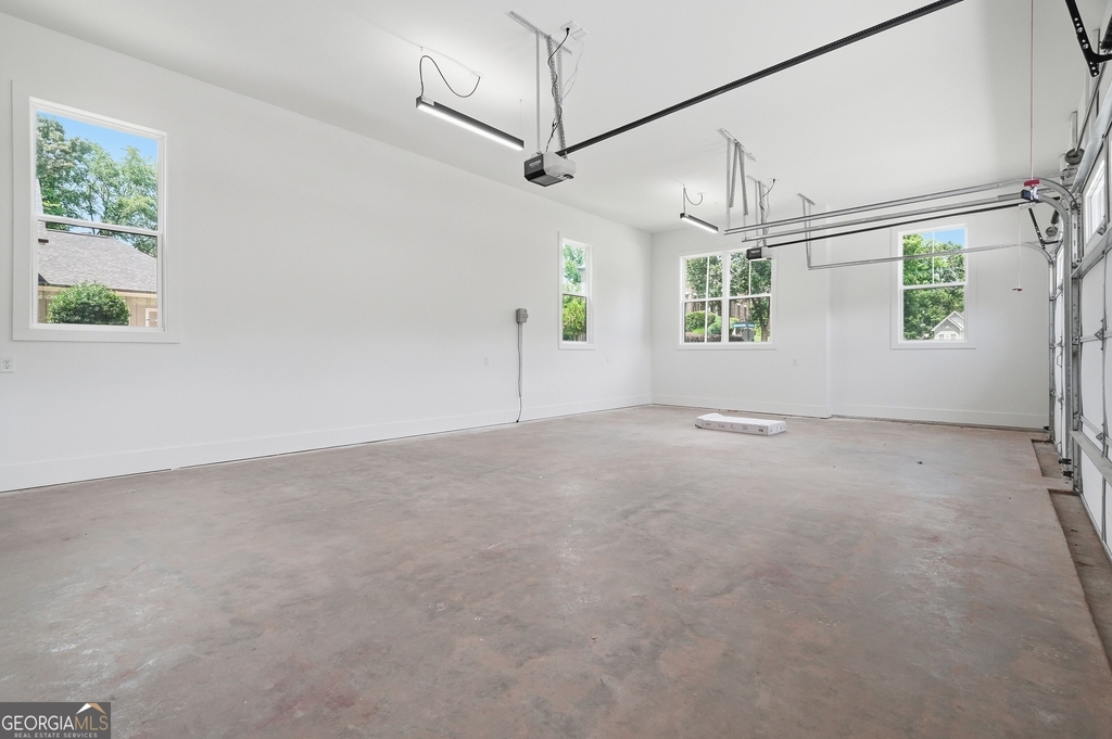 5676 Meadow View Drive - Photo 24