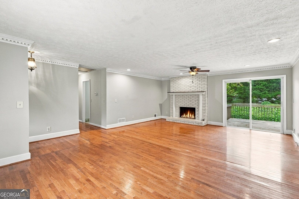 4548 Shallowford Road - Photo 4