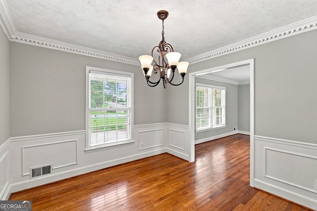 4548 Shallowford Road - Photo 6