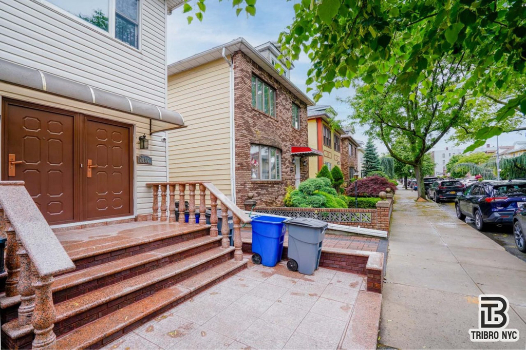 82nd Street - Photo 14