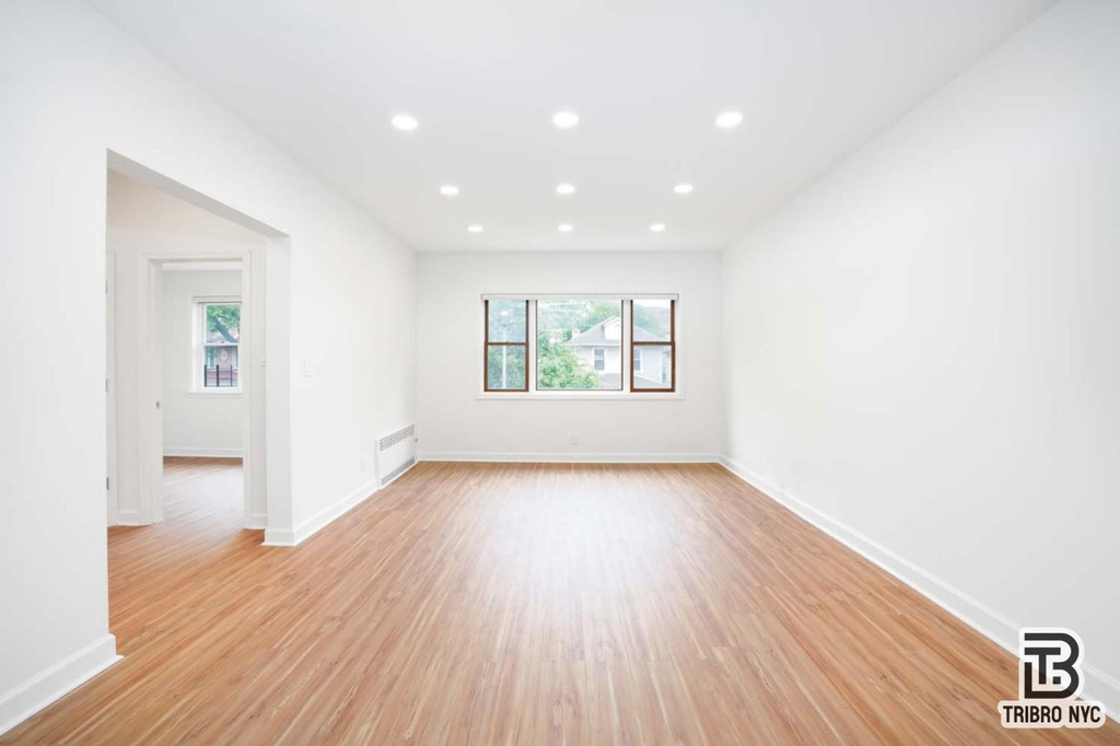 82nd Street - Photo 3