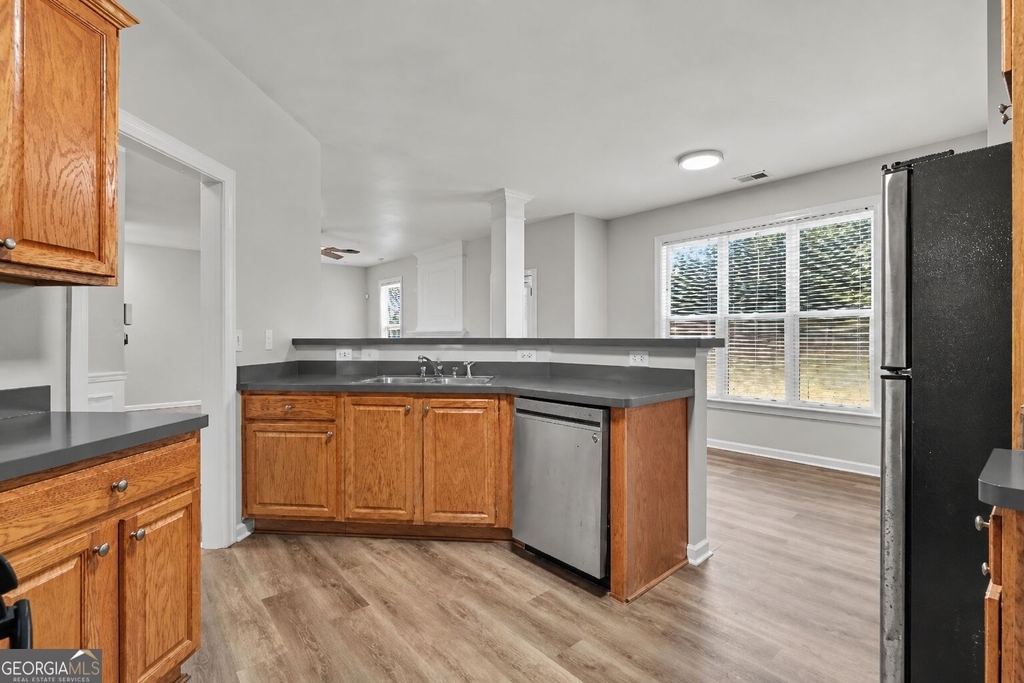 1409 Stone Bay Drive Sw - Photo 11