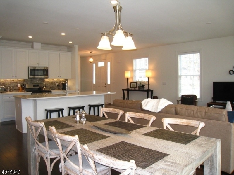 1 Warren Dr. - Photo 4