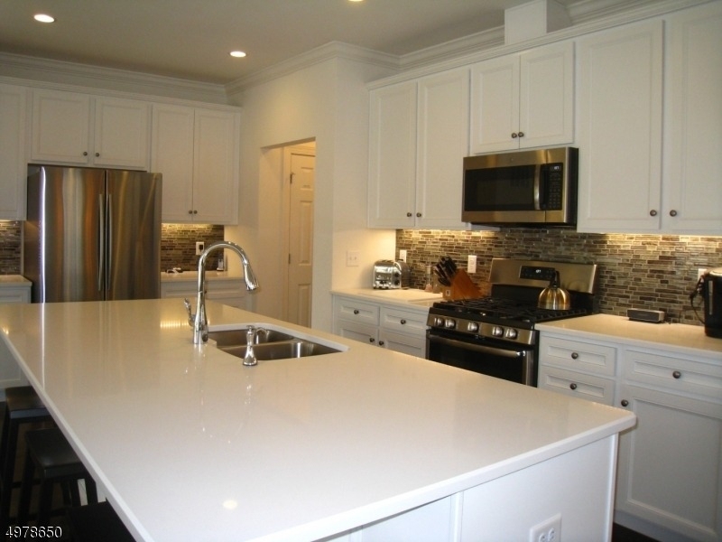 1 Warren Dr. - Photo 7