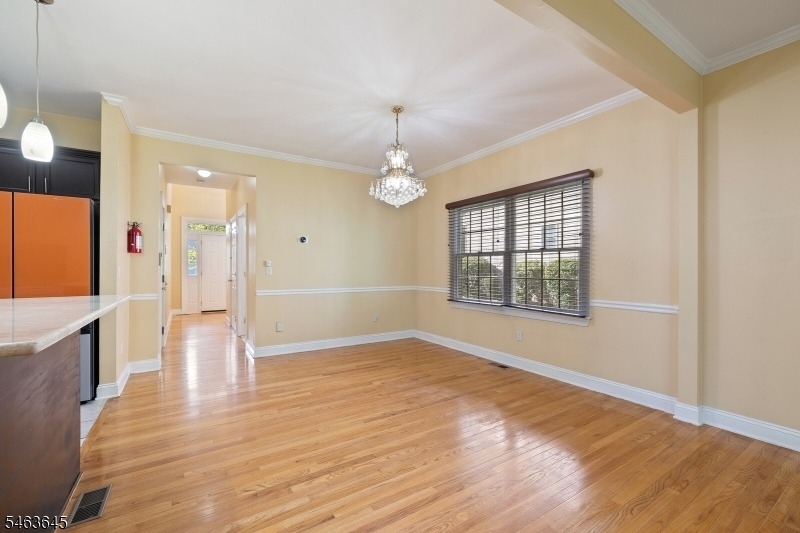 167 Raymound Blvd - Photo 12