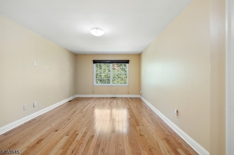 167 Raymound Blvd - Photo 30