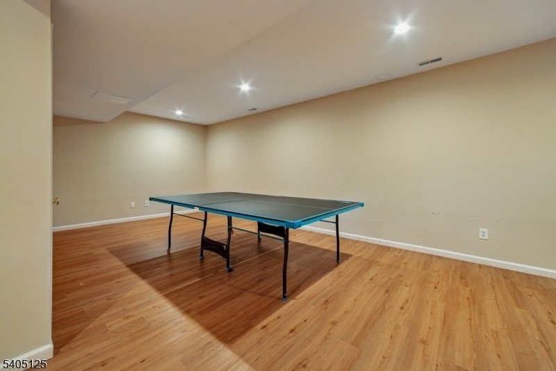 17 Grove St - Photo 37