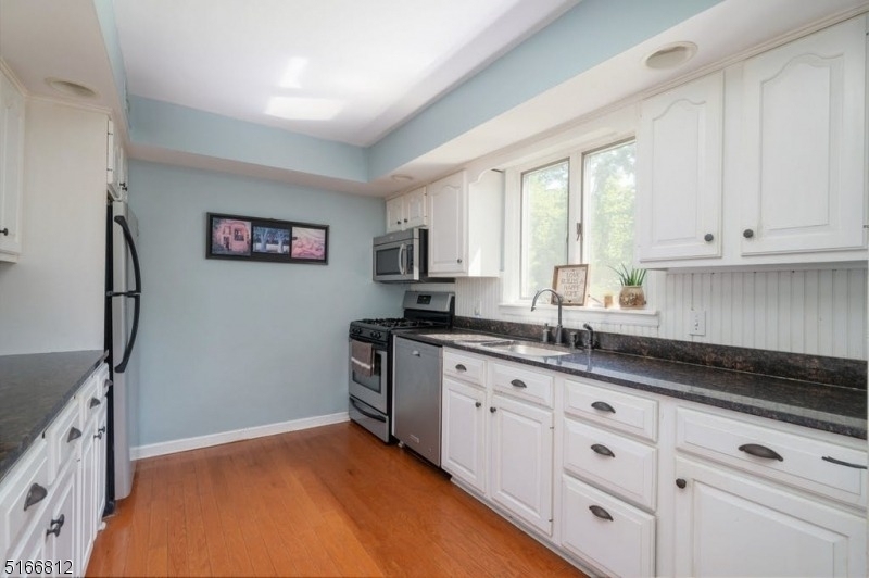 1 Pine Way - Photo 8