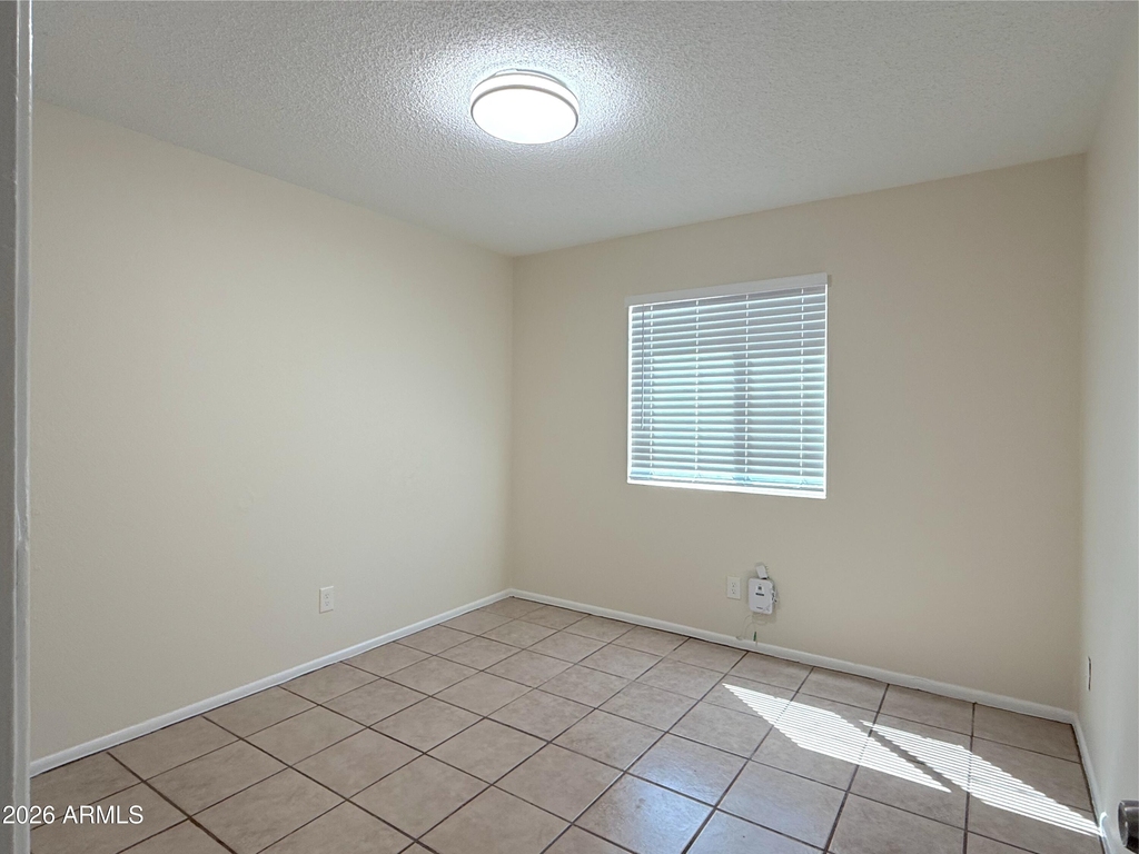 1461 E Southern Avenue - Photo 8