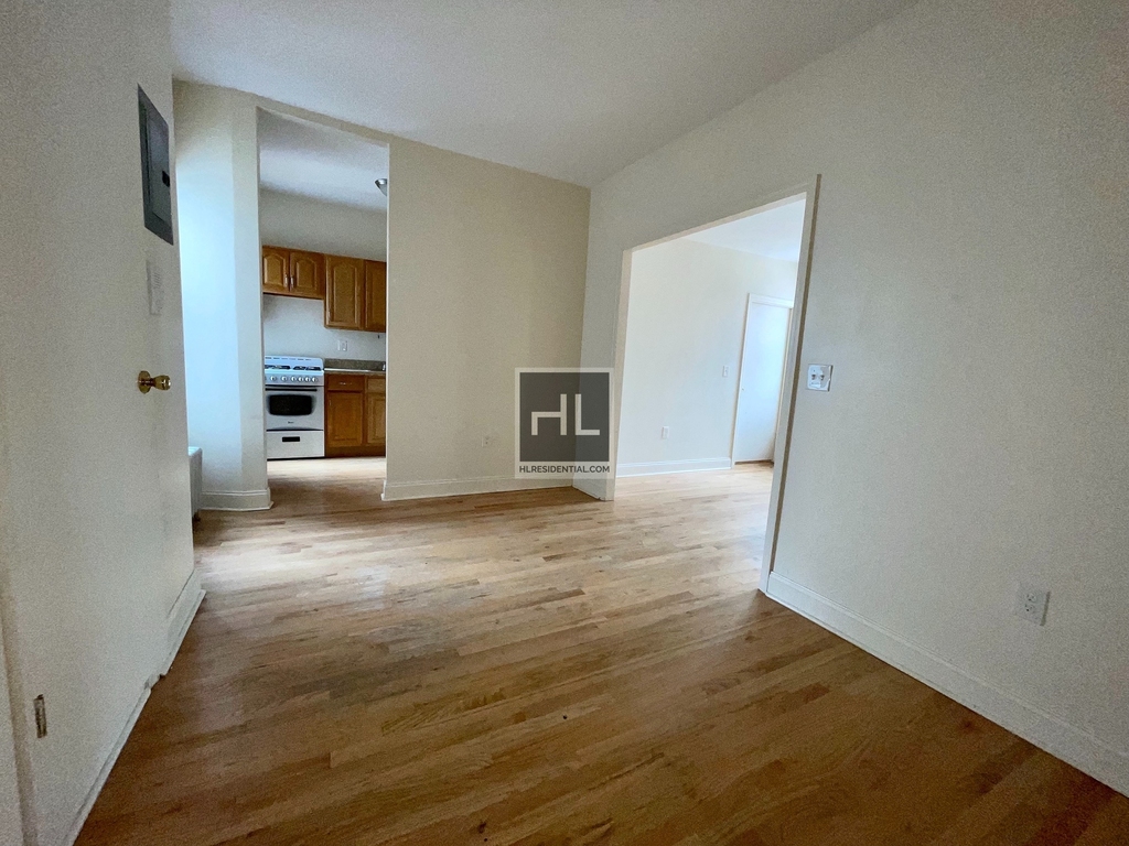 East 14th Street - Photo 1