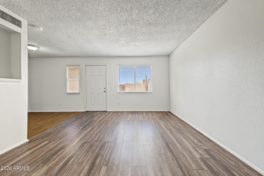 4701 E Pueblo Avenue - Photo 7