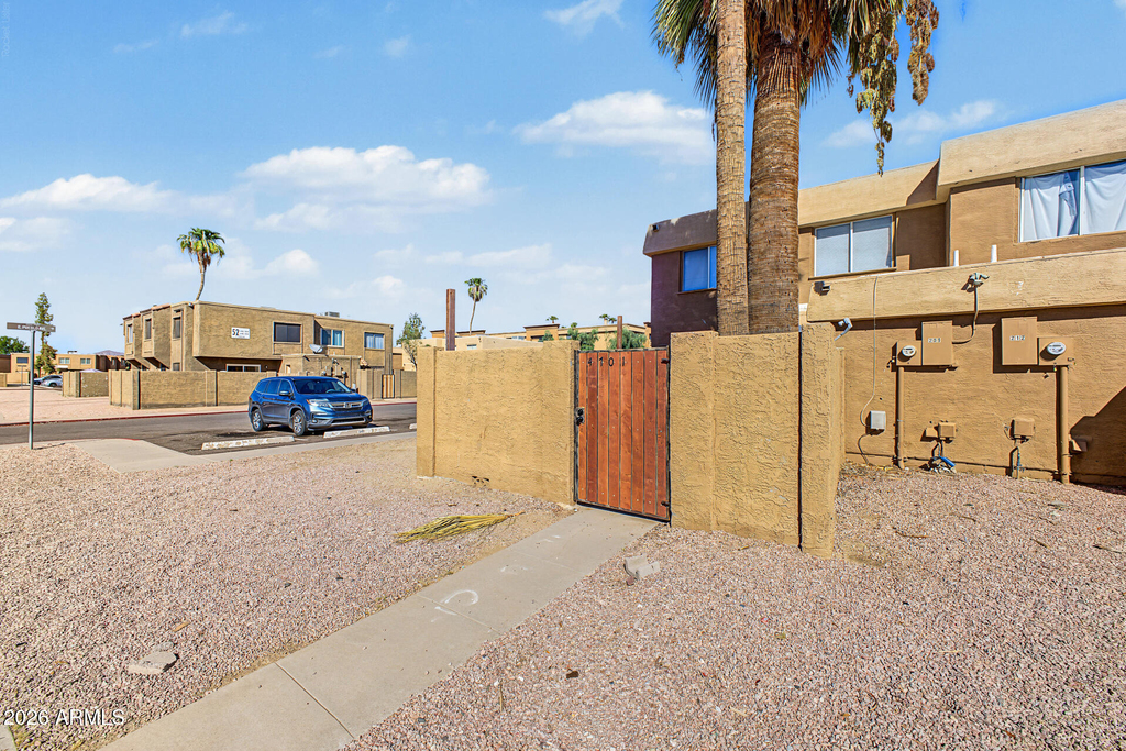 4701 E Pueblo Avenue - Photo 2