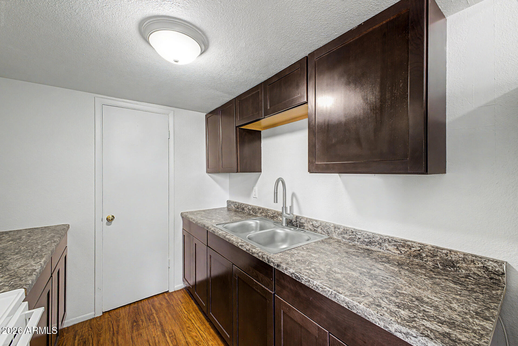 4701 E Pueblo Avenue - Photo 13