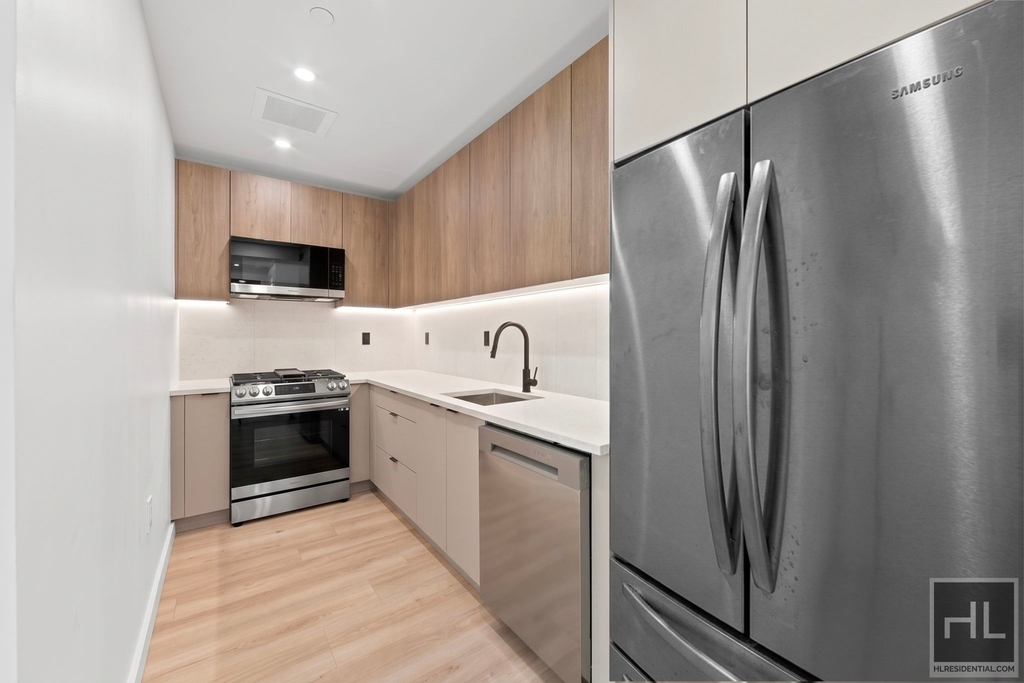 St Marks Place - Photo 3
