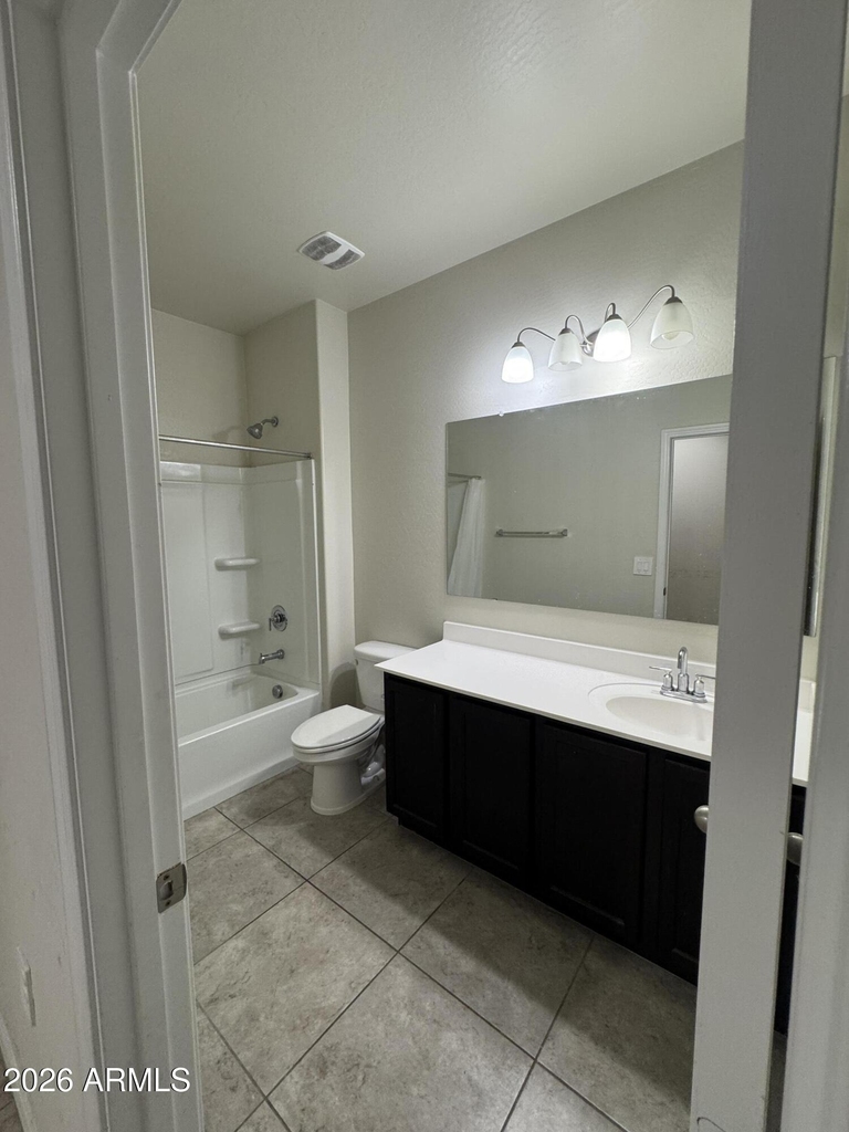18351 W Artemisa Avenue - Photo 9