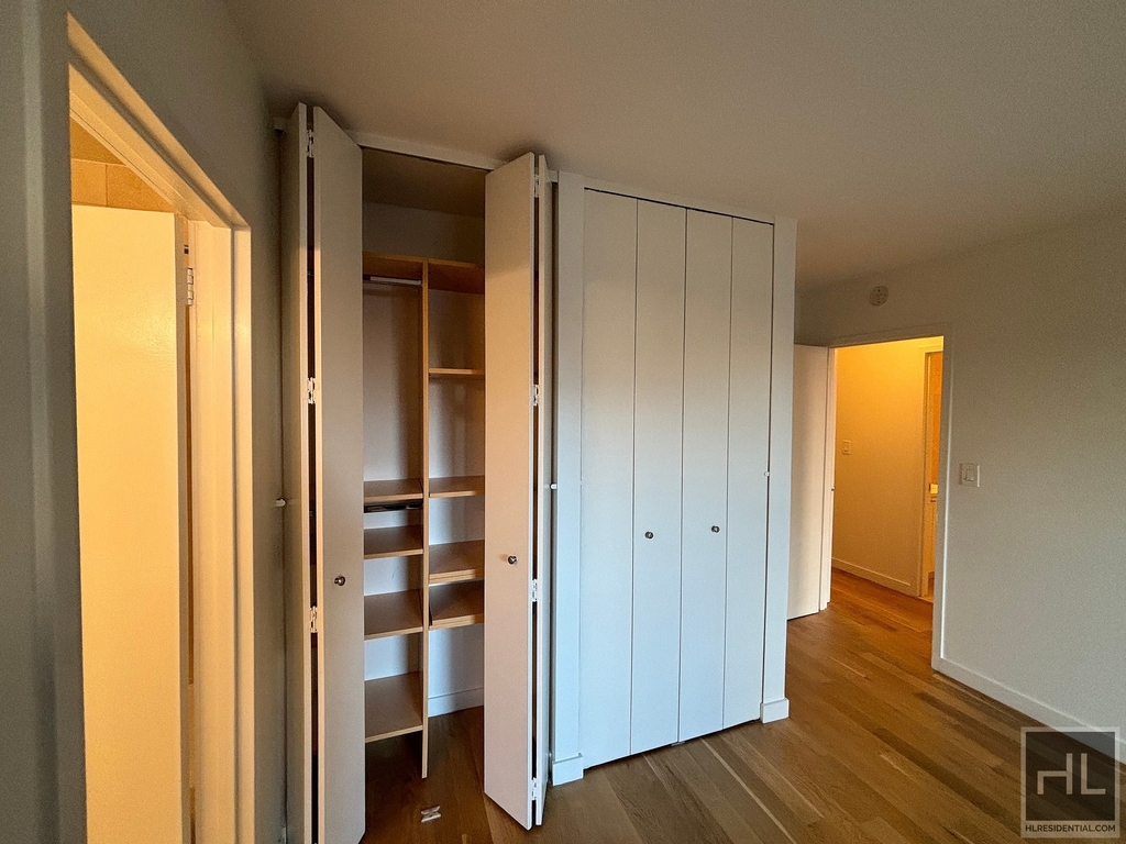 West 87th Street - Photo 5