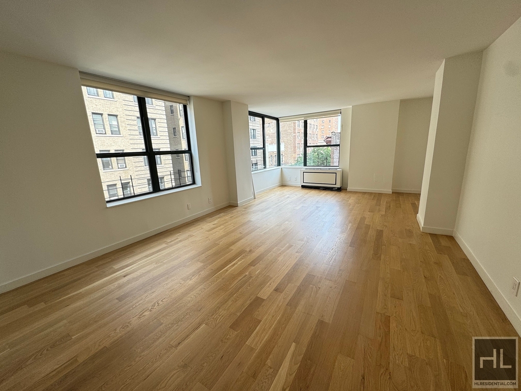 West 87th Street - Photo 0