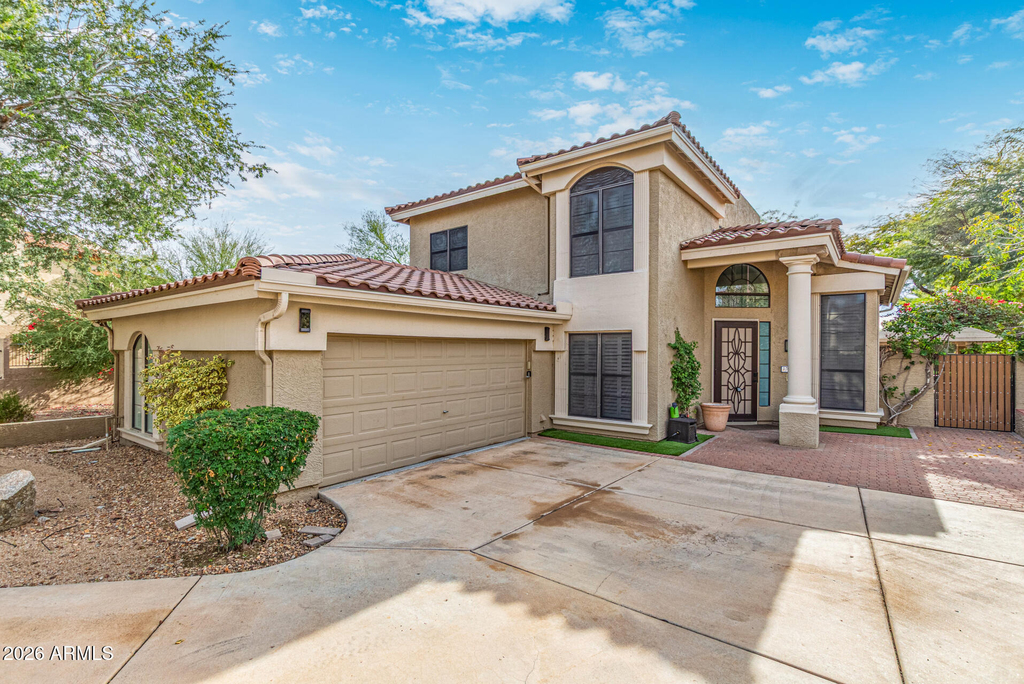 1505 E Estrid Avenue - Photo 2