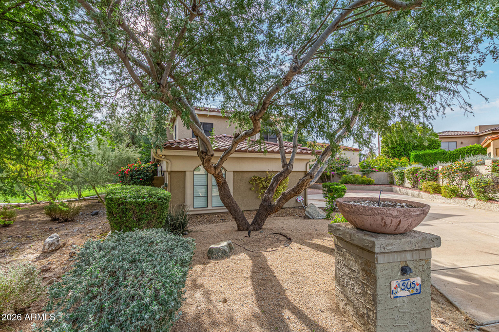 1505 E Estrid Avenue - Photo 1