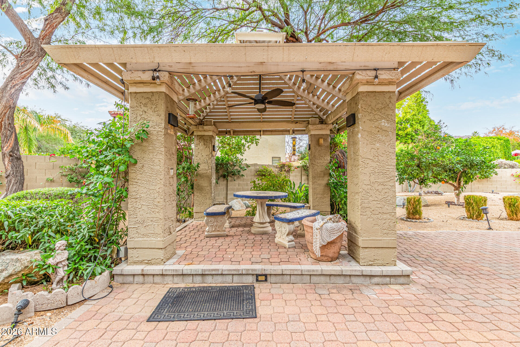 1505 E Estrid Avenue - Photo 37