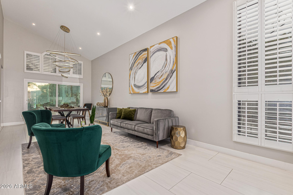 1505 E Estrid Avenue - Photo 3