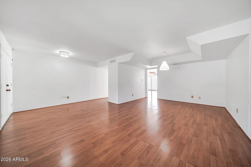 6209 N 22nd Drive - Photo 4