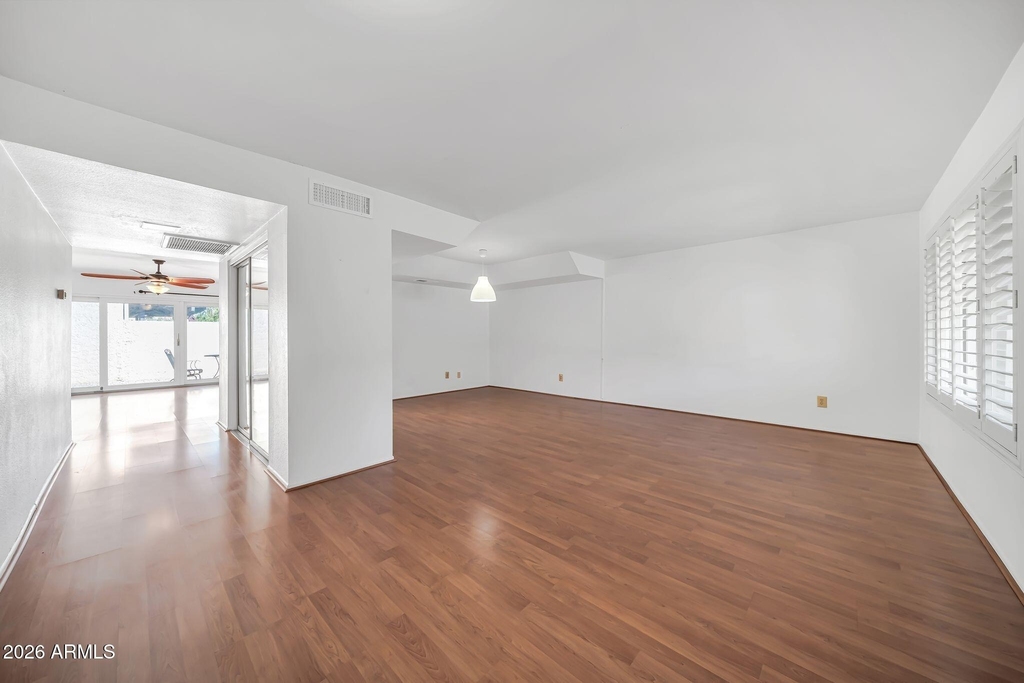 6209 N 22nd Drive - Photo 3