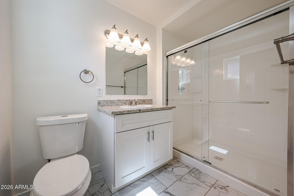 7014 N 77th Avenue - Photo 20