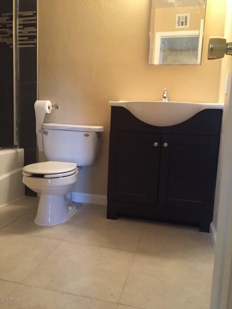 7247 E Wilshire Drive - Photo 2