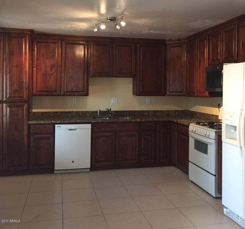 7247 E Wilshire Drive - Photo 0