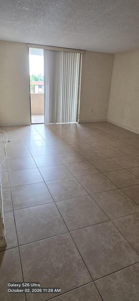 10500 Sw 108th Avenue - Photo 4