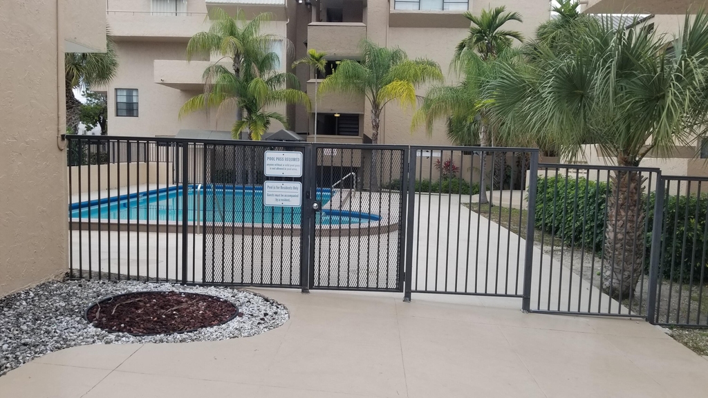 10500 Sw 108th Avenue - Photo 1