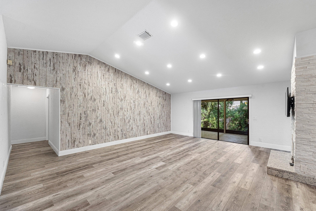 13853 Sheffield Street - Photo 7