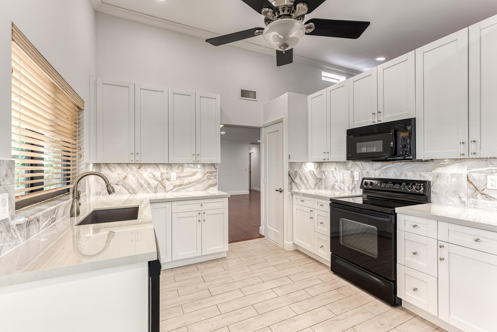 5780 Piping Rock Drive - Photo 6