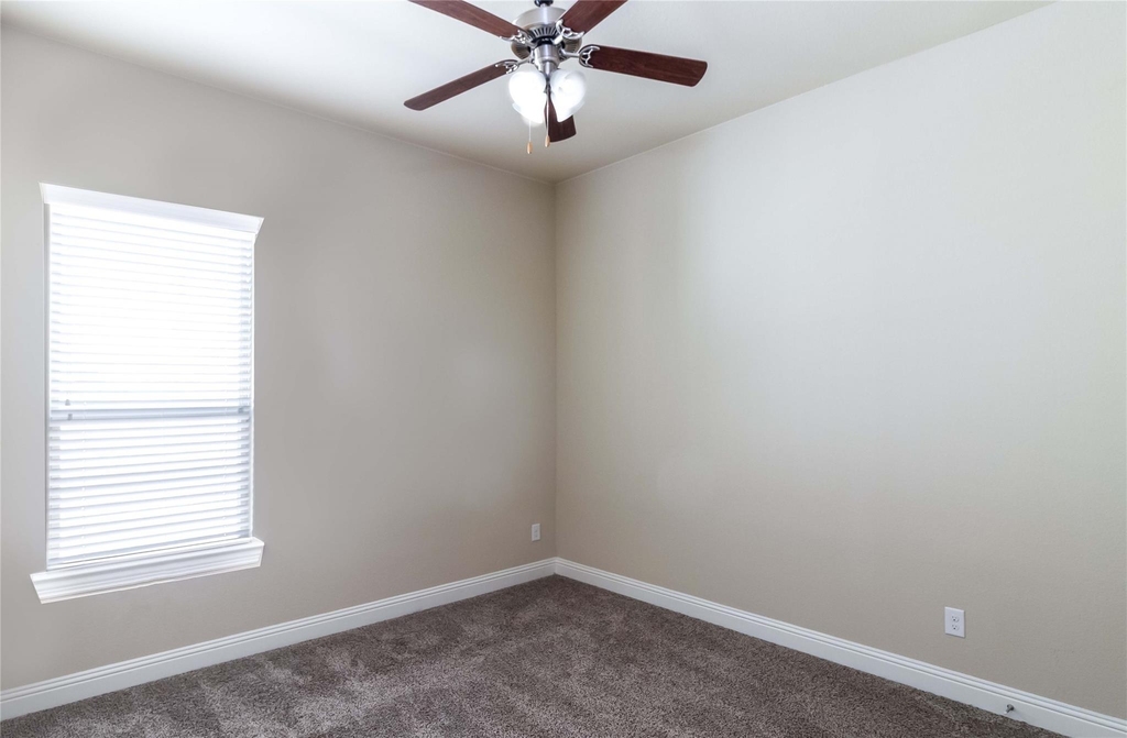 15613 Renshaw Way - Photo 5
