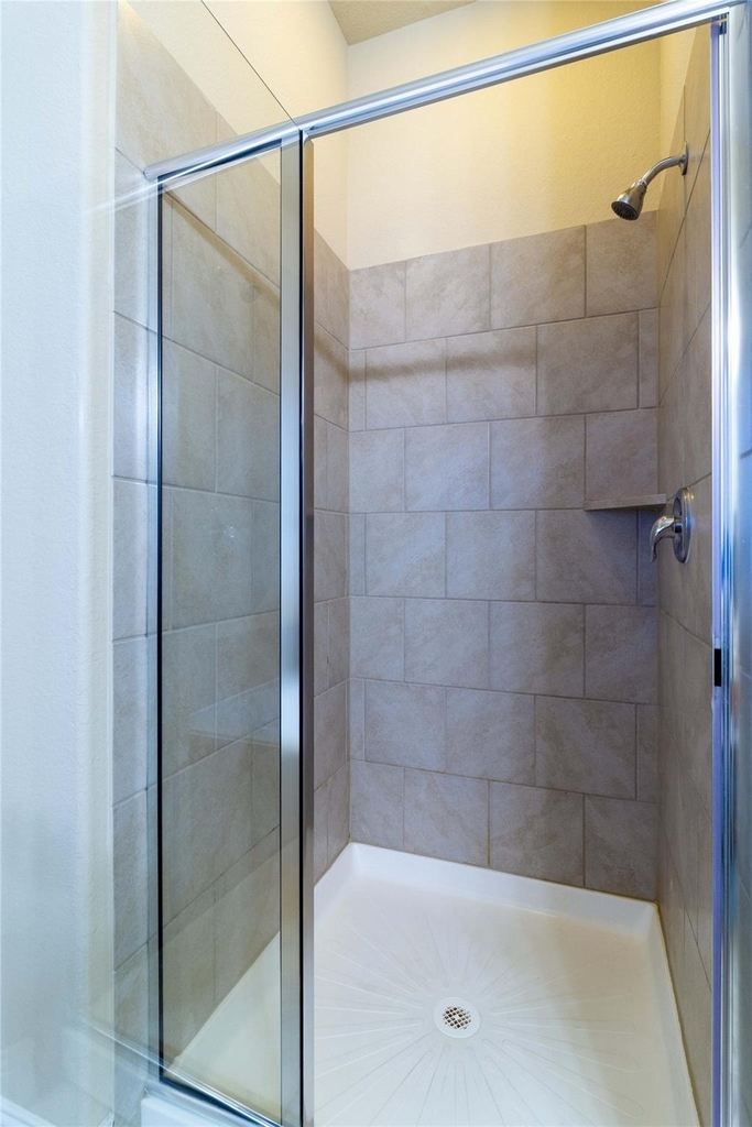 15613 Renshaw Way - Photo 16