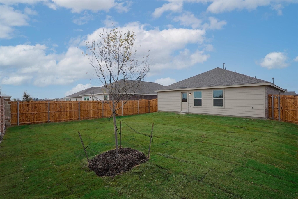 409 Laurenbrooke Drive - Photo 15