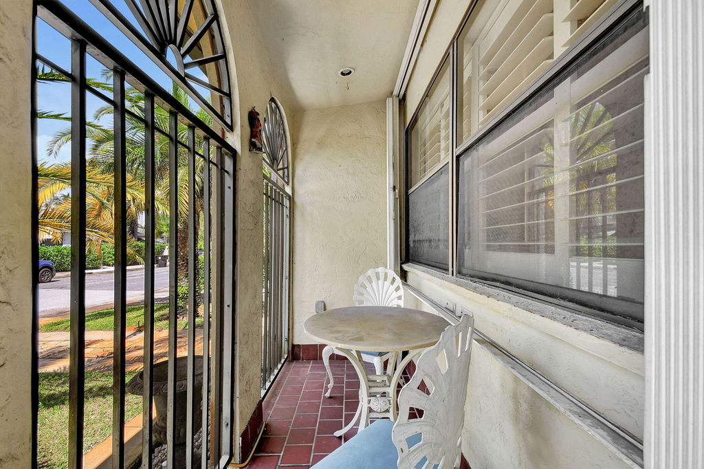 124 S Palmway - Photo 4