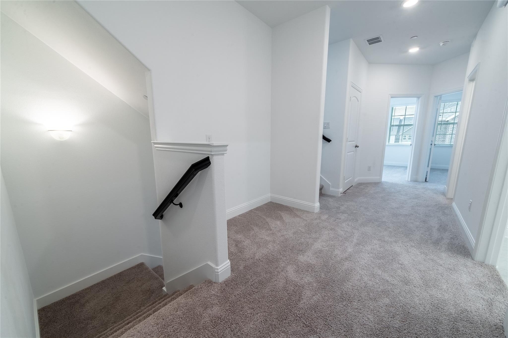 3509 Treasure Drive - Photo 9