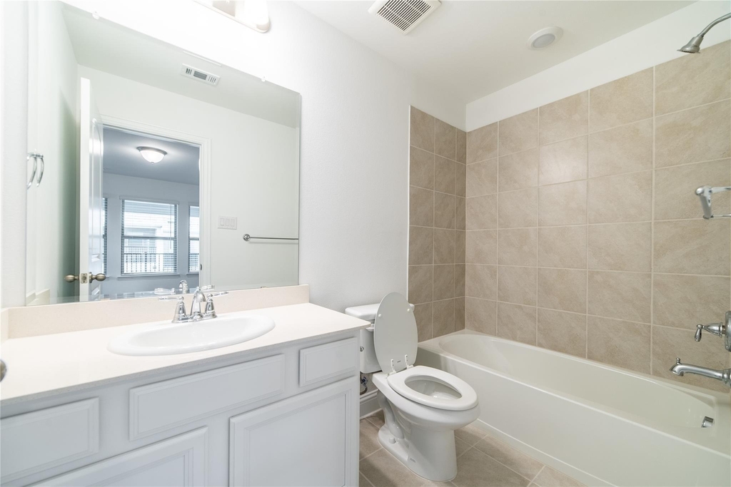 3509 Treasure Drive - Photo 19