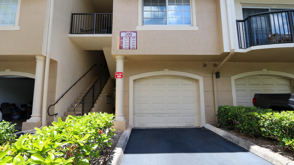 500 Crestwood Court N - Photo 2