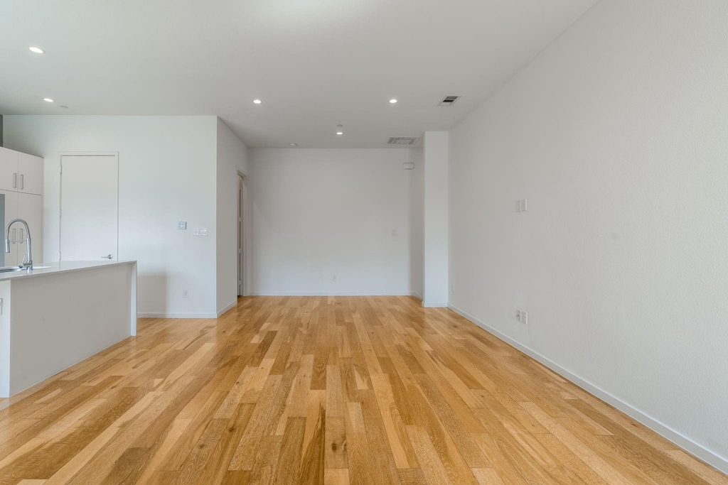 3812 San Jacinto Street - Photo 9