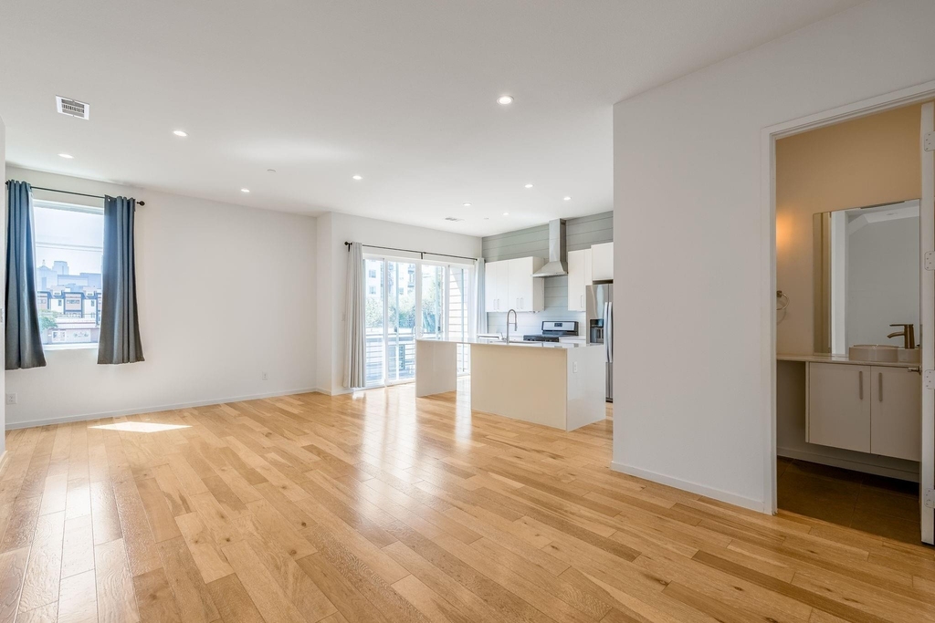 3812 San Jacinto Street - Photo 4