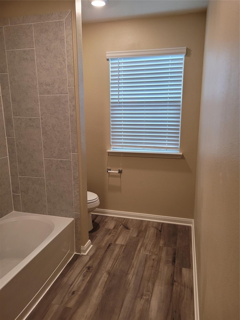 3205 Bowen Street - Photo 2