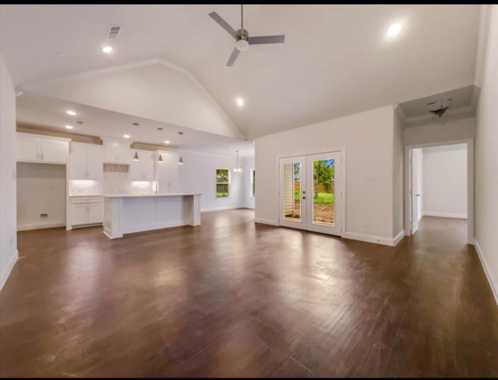 2033 S Edgewood Terrace - Photo 3