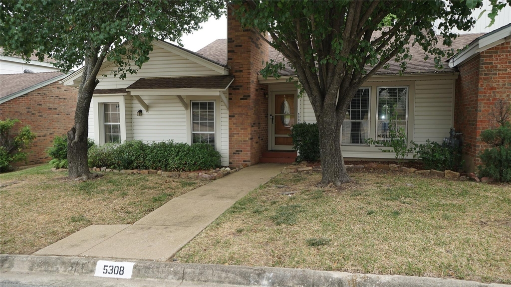 5308 Colony Hill Road - Photo 0