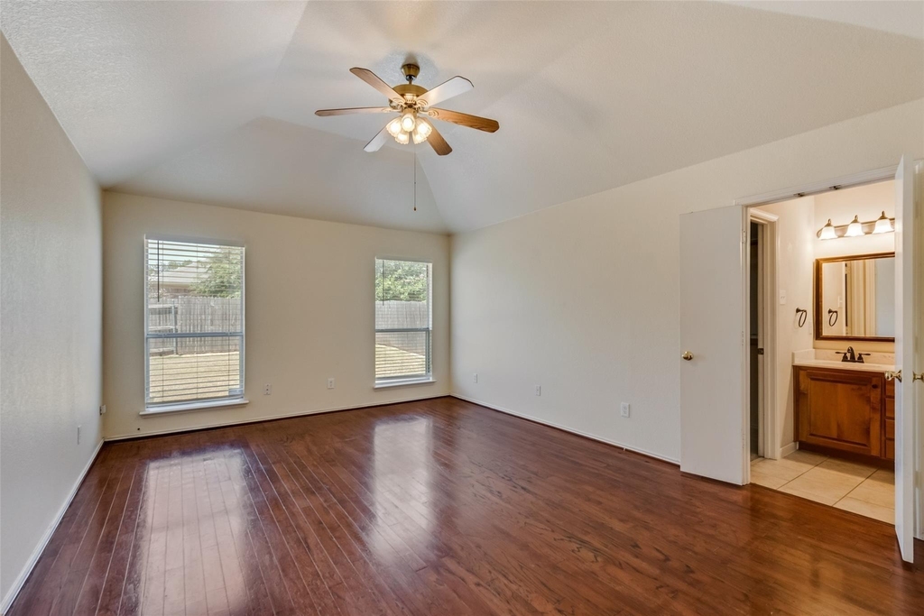 3301 Rustic Meadow Trail - Photo 11