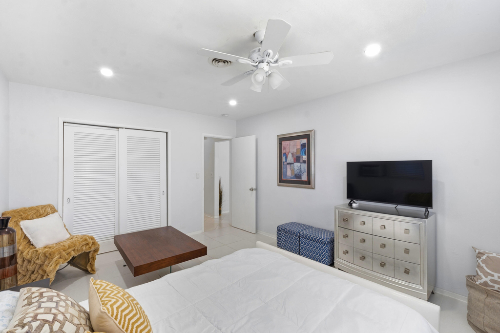 23 Ne 19th Avenue - Photo 9