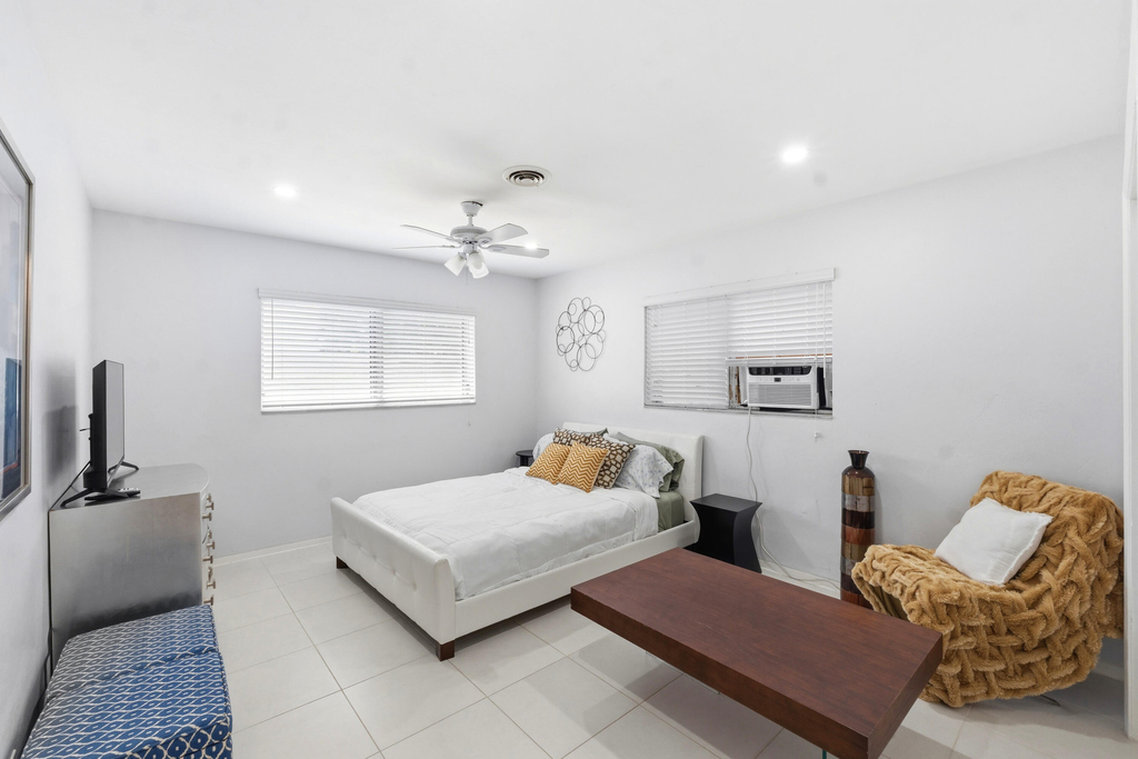 23 Ne 19th Avenue - Photo 8